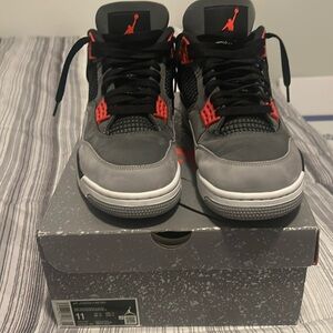 Air Jordan 4 Retro Infrared Size 11 (Used)